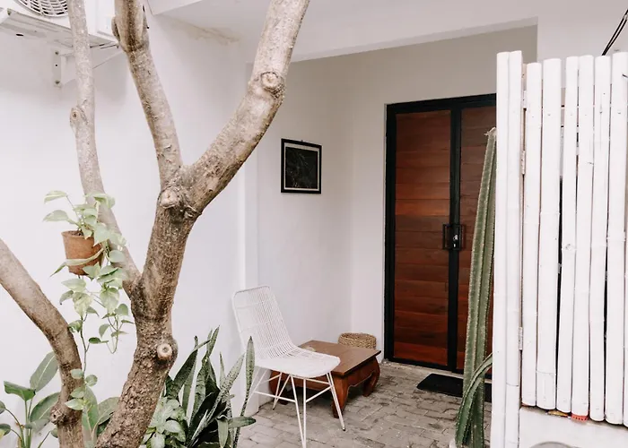 Casa Ovara - 8 Min To Berawa - 2 Beds Vakantiehuis Canggu